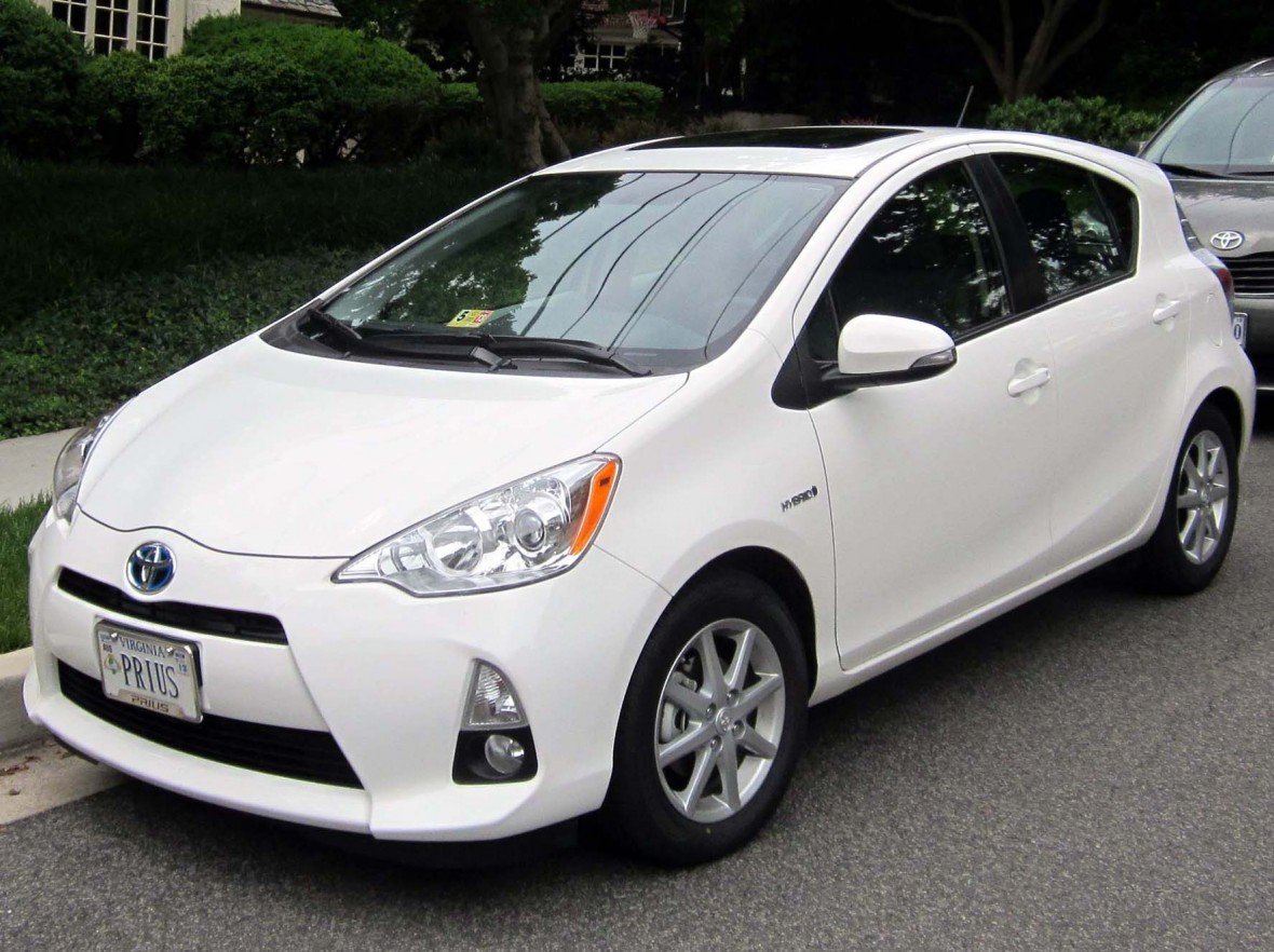 2012_Toyota_Prius_c_--_05-23-2012_2